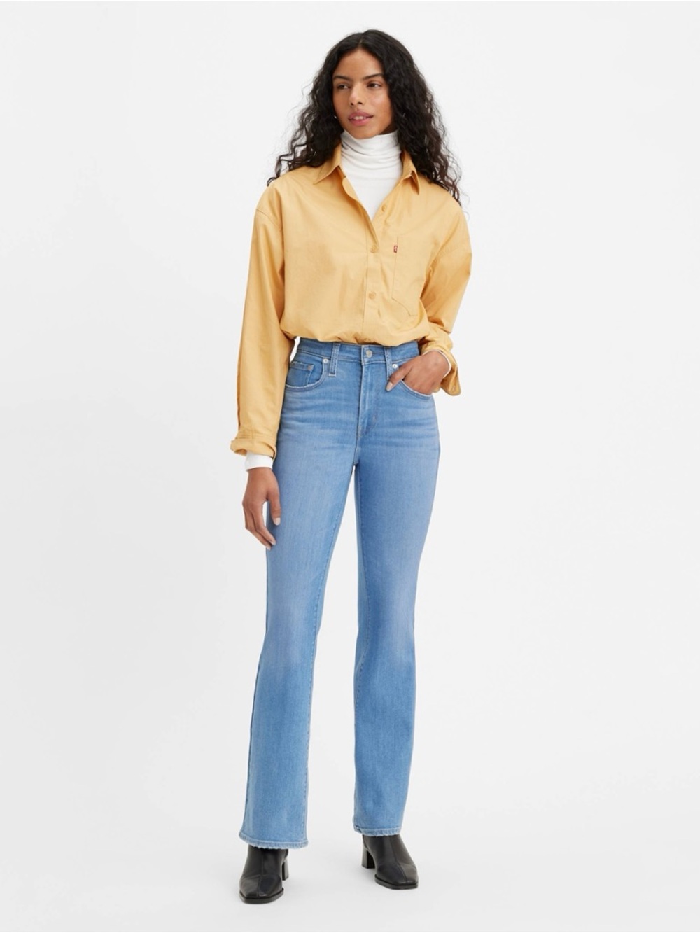 Levi's 725 High-Rise Bootcut Jeans - Size 32